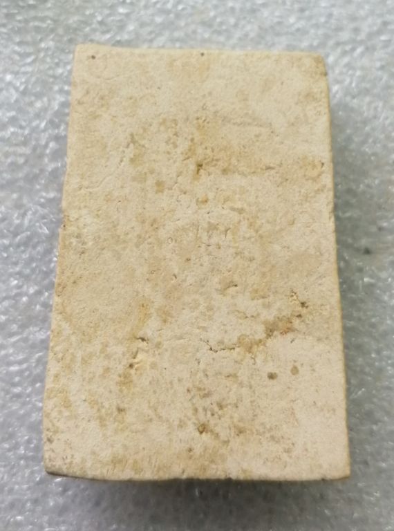 พระสมเด็จพิมพ์ใหญ่หลวงปู่ลำภูกรุตุ่มน้ำมนต์สวยๆครับ