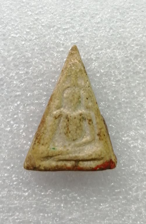 พระนางพญาวัดโพธิ์นางเทรารุ่น๑สวยๆเก่าๆครับ