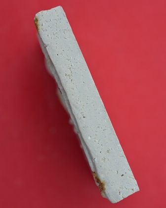 พระสมเด็จบางขุนพรหม รุ่นอุดมมงคล พิมพ์เส้นด้าย B ออกปี 2543  คัดพิเศษโรยผงเยอะ