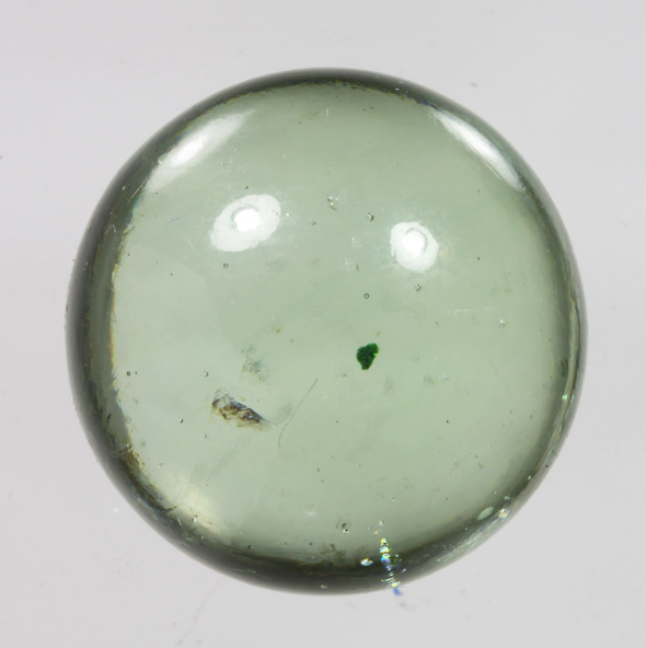 แก้วมณีรัตนะหรือลูกแก้วสารพัดนึก รุ่น ๒ สีเขียวอ่อน หลวงพ่อฤาษี วัดท่าซุง