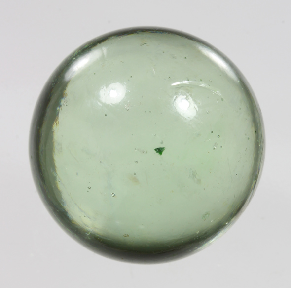 แก้วมณีรัตนะหรือลูกแก้วสารพัดนึก รุ่น ๒ สีเขียวอ่อน หลวงพ่อฤาษี วัดท่าซุง