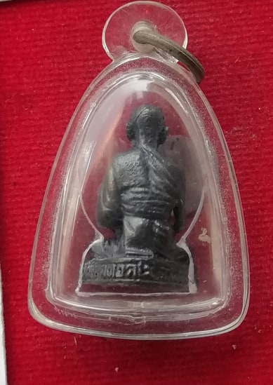 รูปหล่อ หลวงพ่อพร้า วัดโคกดอกไม้ เลี่ยมกันน้ำพร้อมใช้