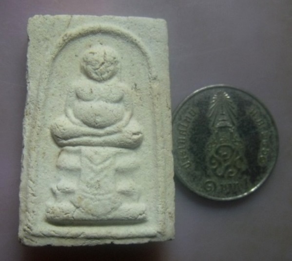 **วัดใจ**พระสังกัจจายน์ฐานผ้าทิพย์ หลวงปู่หิน วัดระฆัง ปี ๒๕๐๐**เนื้อจัด สวยๆ ใส่กรอบพร้อมใช้