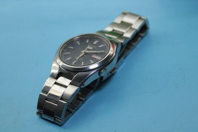 นาฬิกา casio automatic รุ่นเก่า