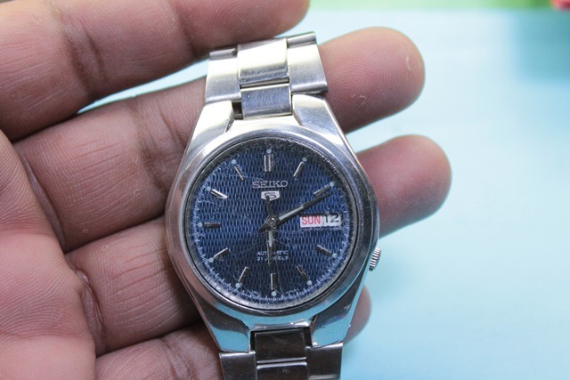นาฬิกา casio automatic รุ่นเก่า
