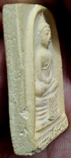 *พระผงหลวงพ่อพุทธโสธร ปี๒๕๐๙ ฐานผ้าทิพย์ ๙ จุด เนื้อเหลือง*