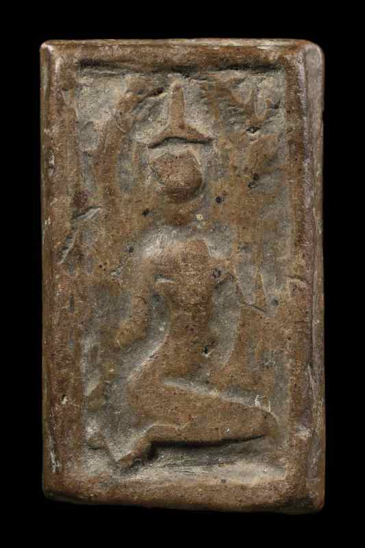 พระพิมพ์นางกวัก เนื้อดิน หลวงพ่อเงิน วัดบางคลาน จ.พิจิตร เป็นพิมพ์หานยากครับ มีบัตรรับรองพระแท้ครับ