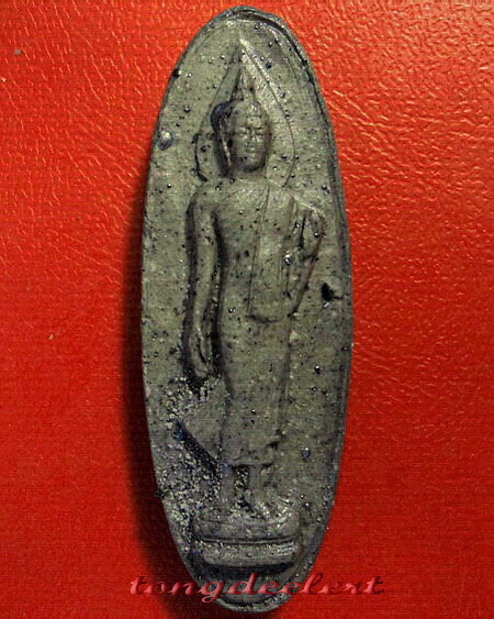 พระลีลา 25 พุทธศตวรรษ เนื้อแร่ หายาก สวยมากค่ะ