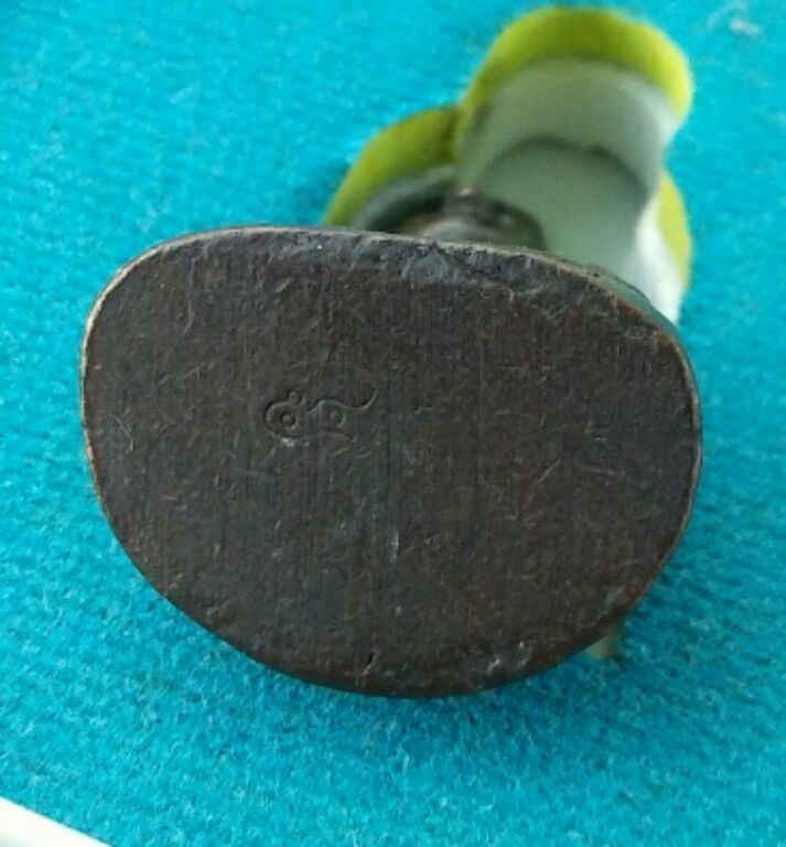 หลวงพ่อเงิน รุ่นสร้างโบสถ์ วัดศรีมงคล ปี54สวยๆพร้อมกล่องครับ