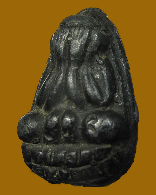 พระปิดตา หลวงพ่อทองอยู่ วัดบางหัวเสือ จ.สมุทรปราการ เนื้อเมฆพัตร