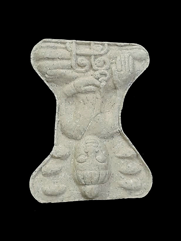 พระมเหศวร เนื้อผงพุทธคุณ หลวงปู่นาม วัดน้อยชมภู่ จ.สุพรรณบุรี ปี2553 