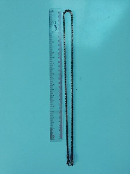 สร้อยคอเงินเก่า ลายนิยมครับ