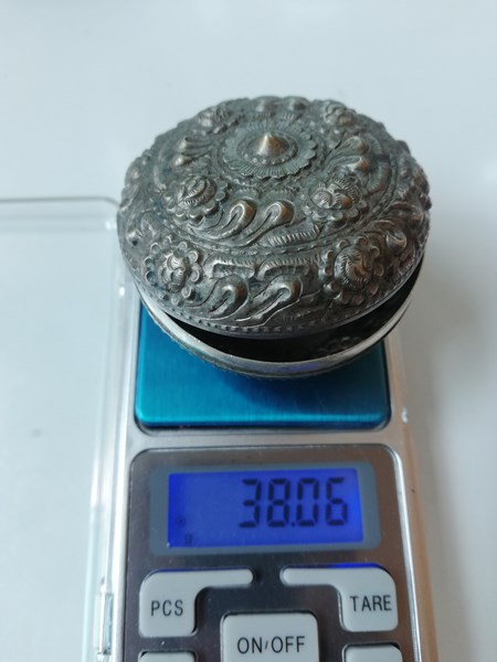 ตลับเงินชุดเชี่ยนหมาก เนื้อเงินแท้ 1350 ครับ