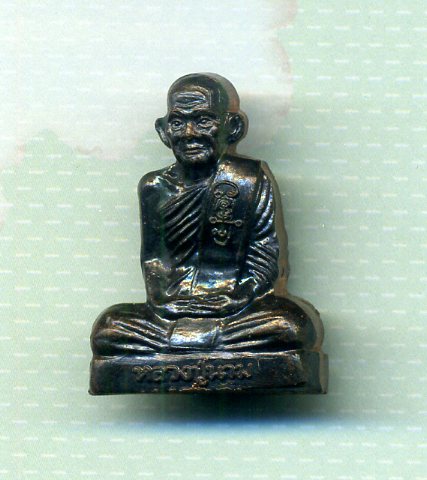 รูปหล่อรุ่นแรก หลวงปู่นาม วัดน้อยชมภู่ จ.สุพรรณบุรี สวยสวยพร้อมกล่องเดิมๆๆครับ