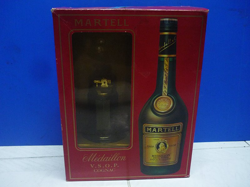 ขายเหล้า Martell v s o p พร้อมกล่องพรีเมี่ยม