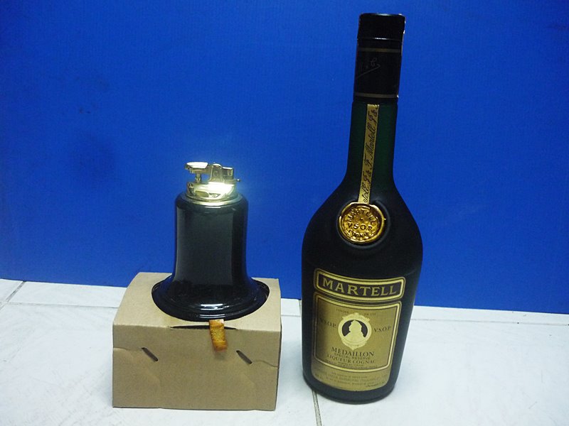 ขายเหล้า Martell v s o p พร้อมกล่องพรีเมี่ยม