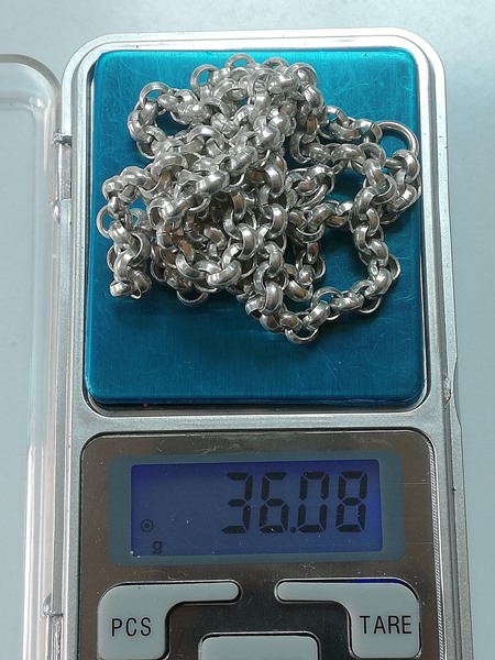 สร้อยเงิน 925 / 3ห่วง สภาพมือ1 หนัก 2 บาทกว่าๆครับ