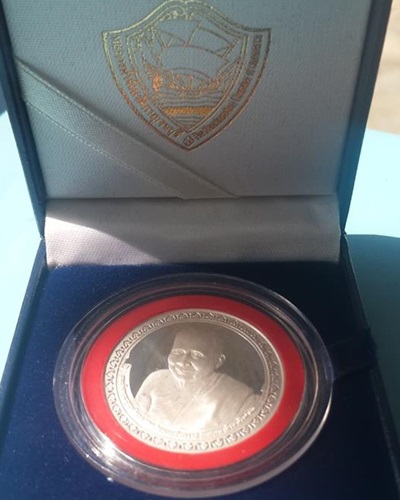 เหรียญสมเด็จพระญาณสังวร สมเด็จพระสังฆราช สกลมหาสังฆปรินายก ปี2539 เนื้อเงิน กล่องบเดิมๆ