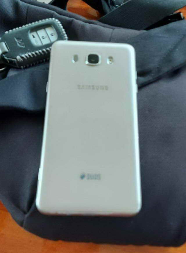 samsung galaxy j7 2016 อุปกรณ์ครบชุด