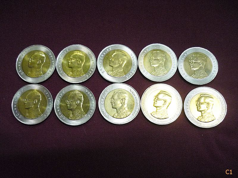 เหรียญ 10บาท ในหลวงมหามงคลเฉลิมพระชนมพรรษาครบ 6 รอบ ปี 2542 จำนวน 10 เหรียญ UNC