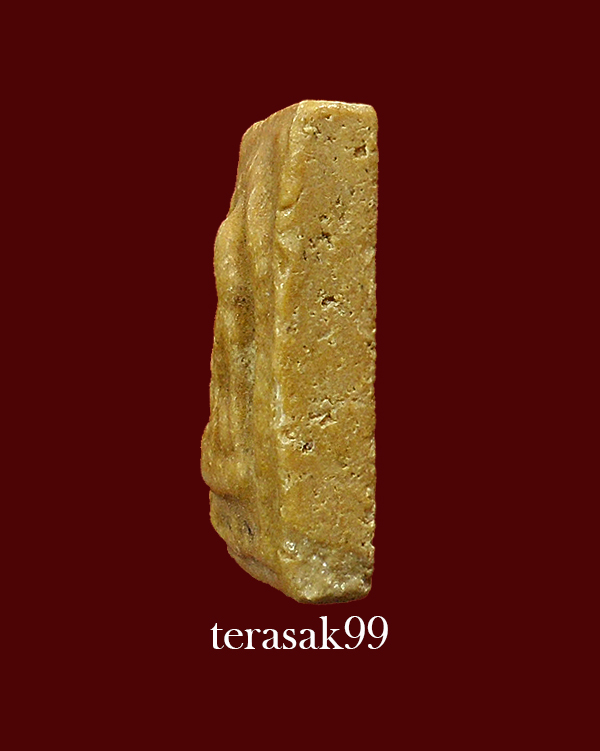 พระเนื้อผงว่านน้ำมัน พิมพ์พระนางกวักพิมพ์เล็ก หลวงพ่อกวย วัดโฆสิตาราม จ.ชัยนาท ปี 2515 (1)