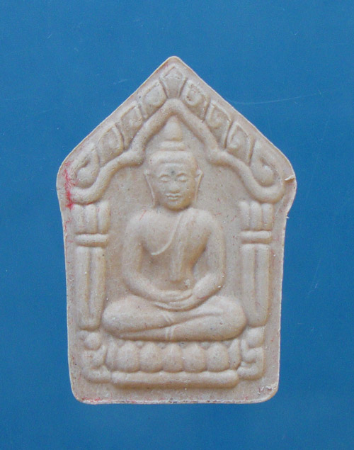 พระขุนแผนนะอกแตกเนื้อผงพรายกุมาร หลวงพ่อสาคร วัดหนองกรับ ยกลัง 100 องค์ 