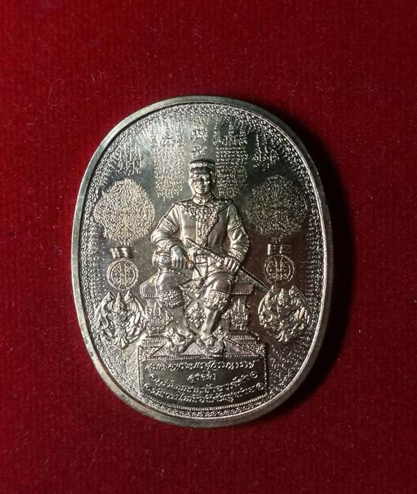 สมเด็จพระนเรศวรมหาราช องค์ดำ
