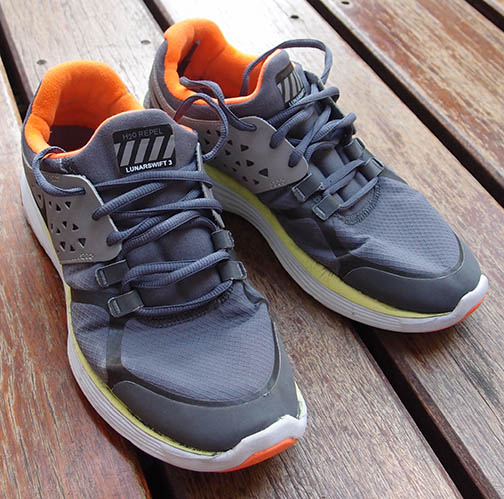 รองเท้า NIKE LUNAR ของแท้ เทคโนโลยี Lunarlon เบา นุ่ม ตอบสนองได้ดั่งใจ เบอร์42ครับ สภาพสวยมาก