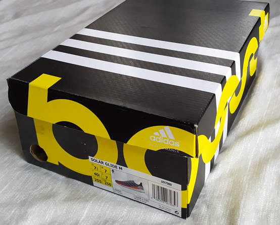 รองเท้า ADIDAS Solar Glide M ของแท้ เบอร์ US 7.5 ของใหม่ยังไม่ใช้งาน พร้อมกล่อง
