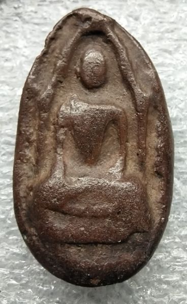 พระเนื้อดินกรุวัดพระรูปพิมพ์มอลแปลงสวยๆครับ