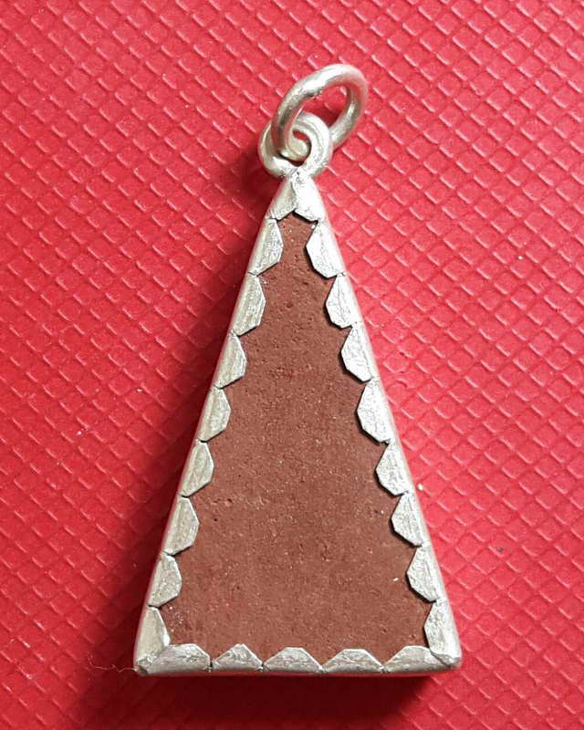 พระพิมพ์นางพญา หลวงพ่อเงิน วัดบางคลาน ปี 15 เลี่ยมเงินพร้อมใช้