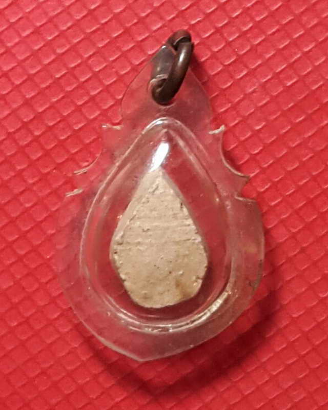 พระพิมพ์ปิดตาจิ๋ว เนื้อดินหลวงพ่อเงิน บางคลาน