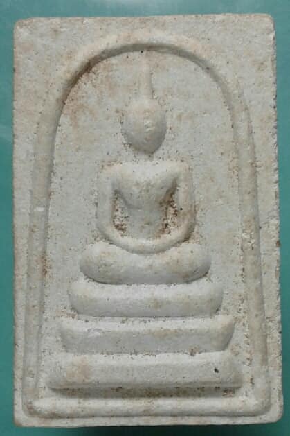 พระสมเด็จเนื้อผงหลังยันต์ ไม่ทราบที่ เคาะเดียวแดงครับ