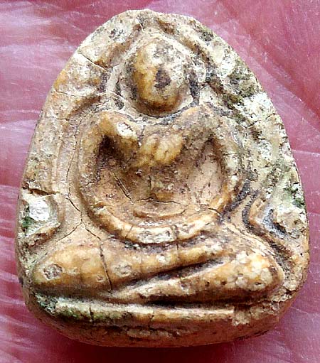 *พระผงน้ำมัน พิมพ์หลวงพ่อโต กรุวัดอัมพวา บางกอกน้อย กรุงเทพฯ*