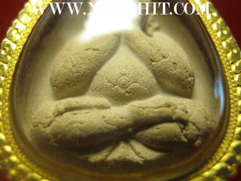 พระปิดตาหลวงพ่อแก้วรุ่นแรก เลี่ยมทองคำแท้+บัตรรับรองพระแท้*300