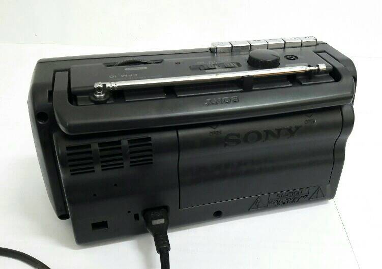 วิทยุเทป Sony CFM-10 ใช้งานได้ปกติทุกระบบ เทปเล่นได้ กรอได้ อัดได้ วิทยุ FM AM เคาะเดียว