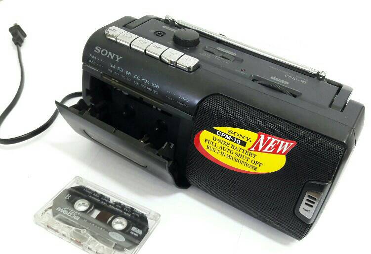 วิทยุเทป Sony CFM-10 ใช้งานได้ปกติทุกระบบ เทปเล่นได้ กรอได้ อัดได้ วิทยุ FM AM เคาะเดียว
