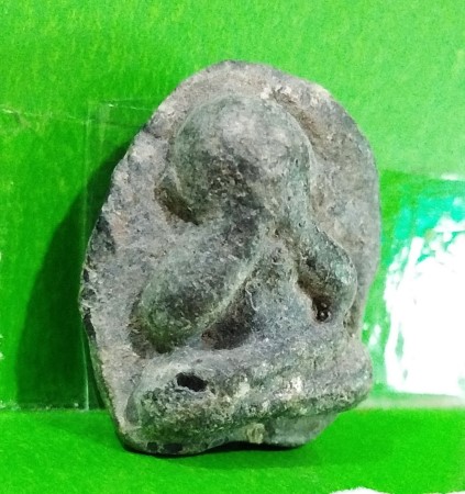 *เคาะเดียวปิด* พระปิดตา เนื้อดิน หนาๆ ล่ำๆ ไม่ทราบที่ ไม่รู้ที่  ครับ