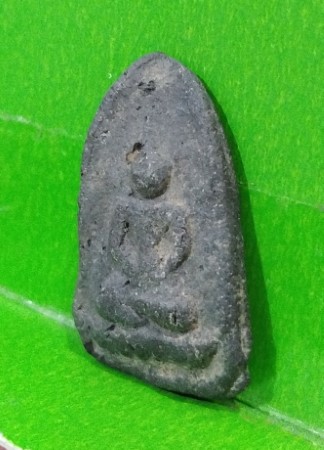 @เคาะเดียวปิด@ พระกรุ เนื้อดิน พิมพ์กลีบบัว วัดบางสะแกนอก พิมพ์ใหญ่ ครับ