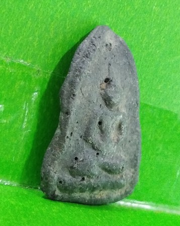 @เคาะเดียวปิด@ พระกรุ เนื้อดิน พิมพ์กลีบบัว วัดบางสะแกนอก พิมพ์ใหญ่ ครับ