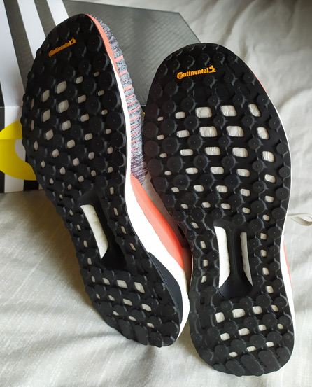 รองเท้า ADIDAS Solar Glide ของแท้ ของใหม่ยังไม่ใช้งาน พร้อมกล่อง ราคา 5,000บาท แต่เอามาขายถูกๆครับ