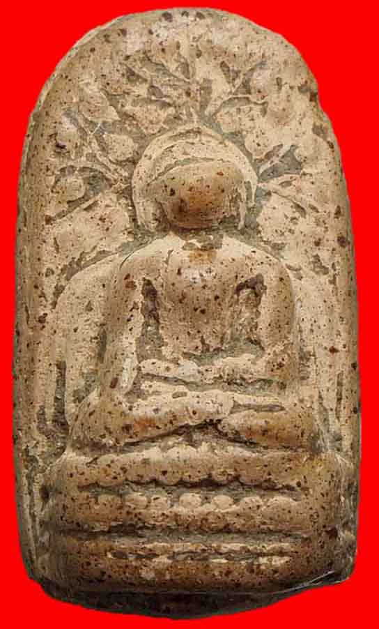 พระคงกรุเก่า ลำ่หนาหลังอูม ฟอร์มตรงสวย พระแท้ 1300 ปีเป็นอย่างน้อยหายากครับท่าน