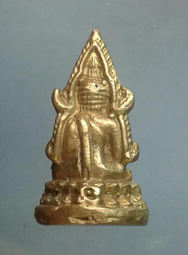 รูปหล่อชินราช  ไม่ทราบวัดสร้าง เคาะเดียวครับ