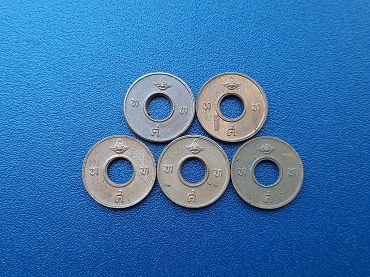 เหรียญโทรศัพท์สาธารณะ ทองเหลือง ปี 2514 สวยๆ รวม 5 เหรียญ