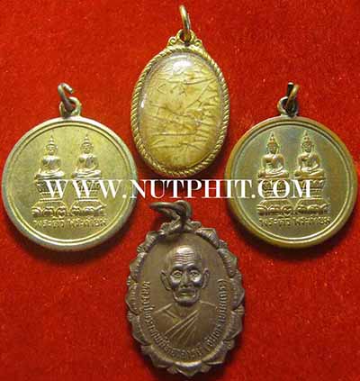 ชุด 4 องค์ ไม่ถึงพัน หลวงปู่จันทร์ วัดศรีเทพ นครพนม*72