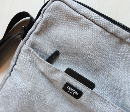 กระเป๋า LEXON ของแท้ สีเทา หัวซิป LEXON ดำ LEXON ONE Design By Lexon Studio