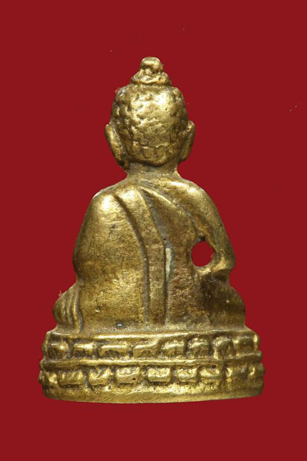 พระชัยวัฒน์รุ่นเเรกหลวงพ่อสาครกะไหล่ทอง