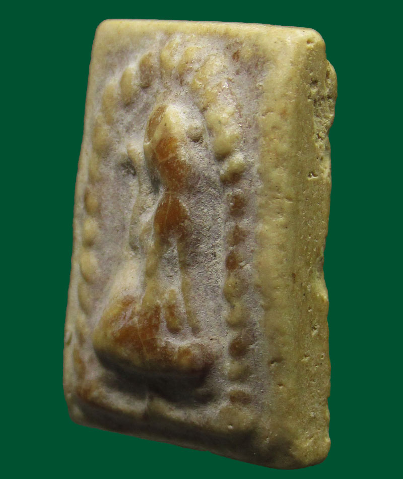 นางกวักหลวงพ่อกวย วัดโฆสิตาราม  จ.ชัยนาท 