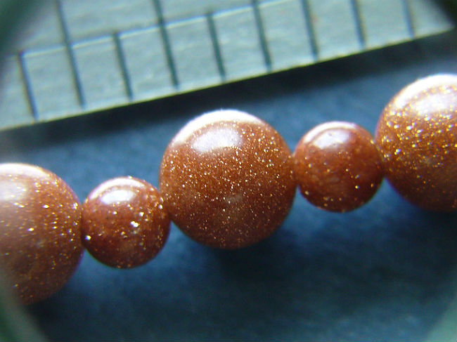 สร้อยแขวงพระ หินมงคล หินทรายทอง (Gold Stone) 