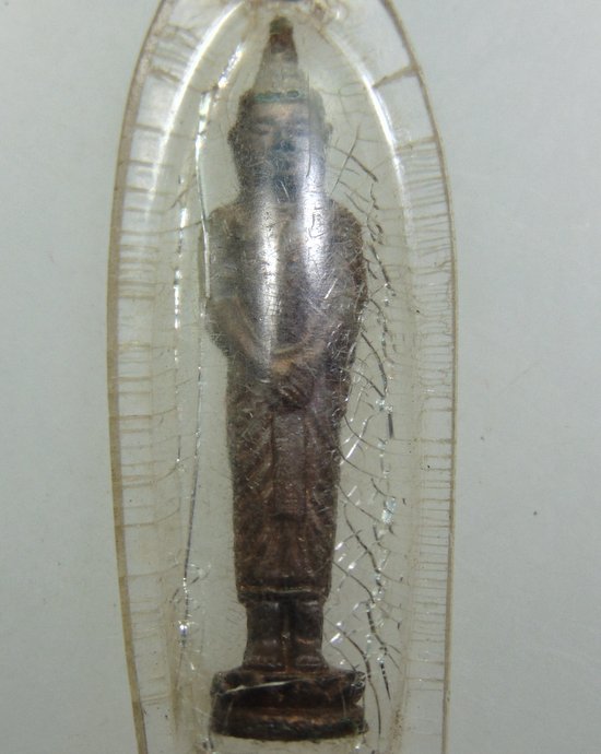 รูปหล่อพระประจำวันอาทิตย์ (ปางถวายเนตร)